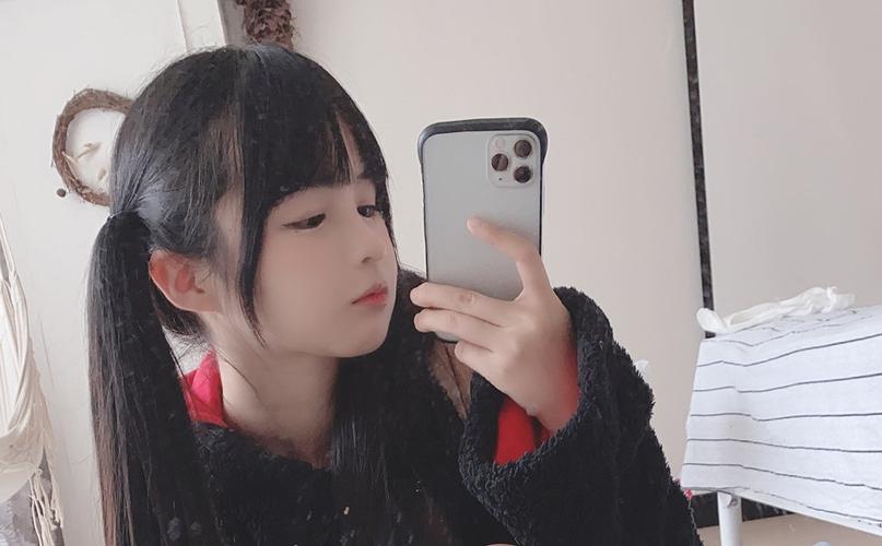 B站福利姬失眠冲剂账号被封禁，网红桜井宁宁无家可归，转型上岸宣告失败